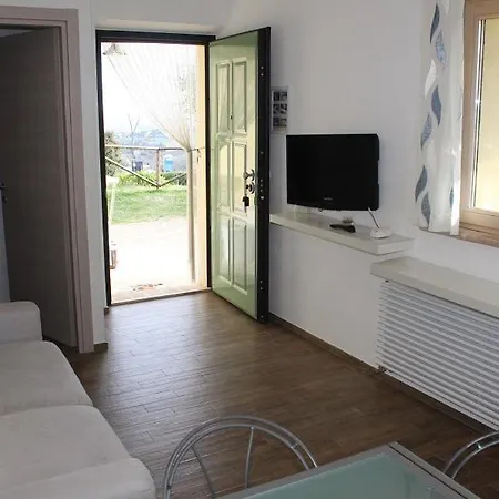 Casetta Neno - Bilocale Indipendente Con Giardino Vista Mare E Wifi Sirolo
